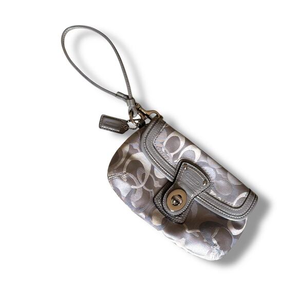 Coach Wristlet silver Y2K designer optic purple lining hang tang strap retro - Picture 1 of 9